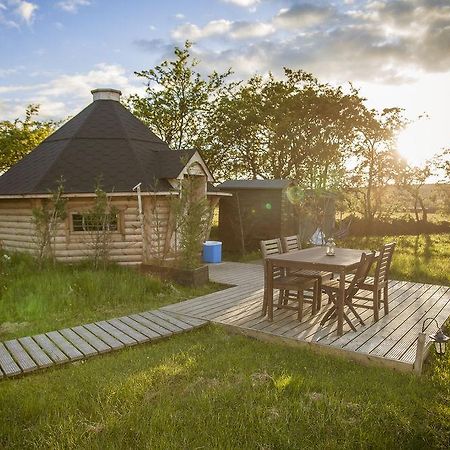 Secret Cloud House Holidays Hotell Cauldon Eksteriør bilde